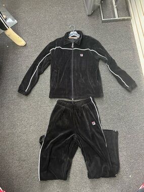 Vintage 90’s Fila Velour Black Tracksuit With White Lining Size 3XL